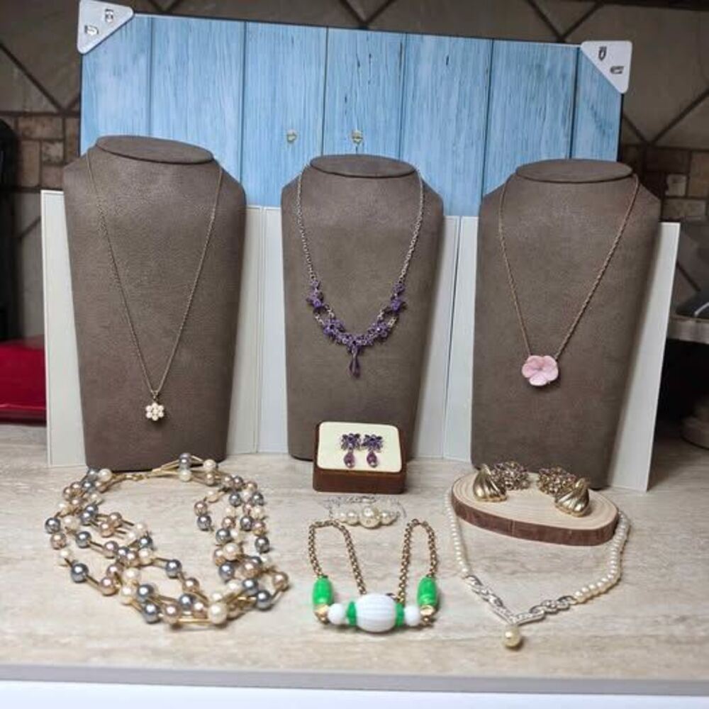 Vintage Avon Lot - $50 - Clemmons Pick up or Will Ship